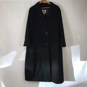 Marvin Richards black overcoat size 18